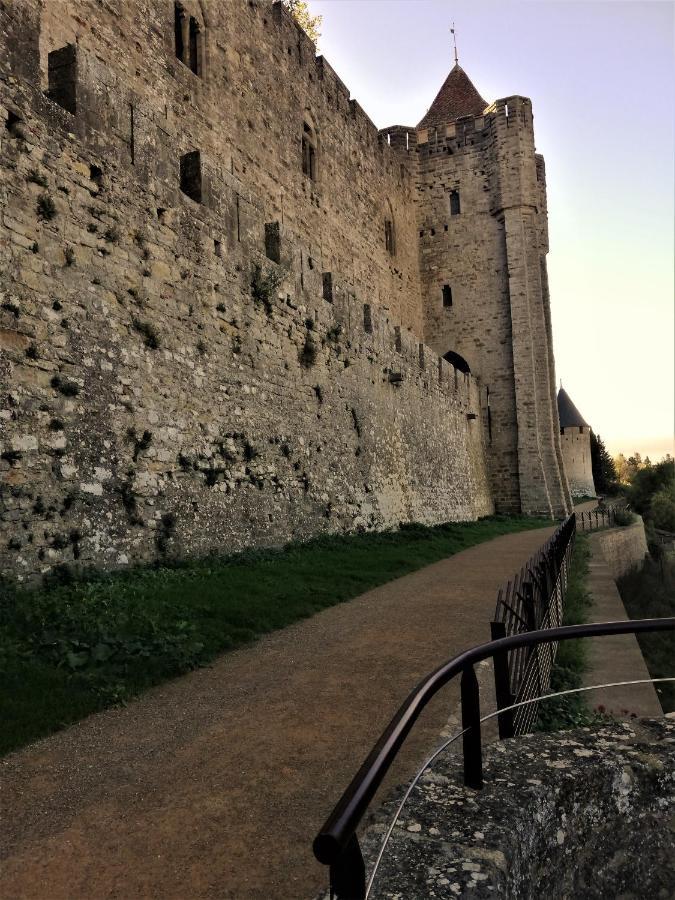 Appartement Sous Les Remparts Carcassonne Exterior foto